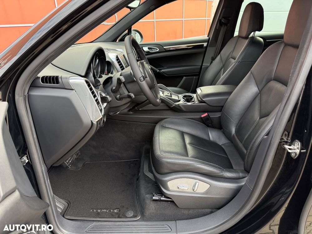Porsche Cayenne 3.0TD TipTronic - 11