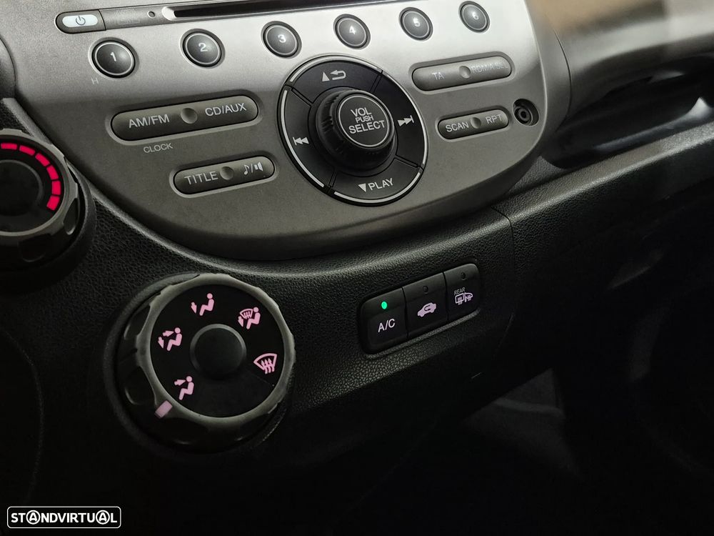 Honda Jazz 1.2 i-VTEC City - 18