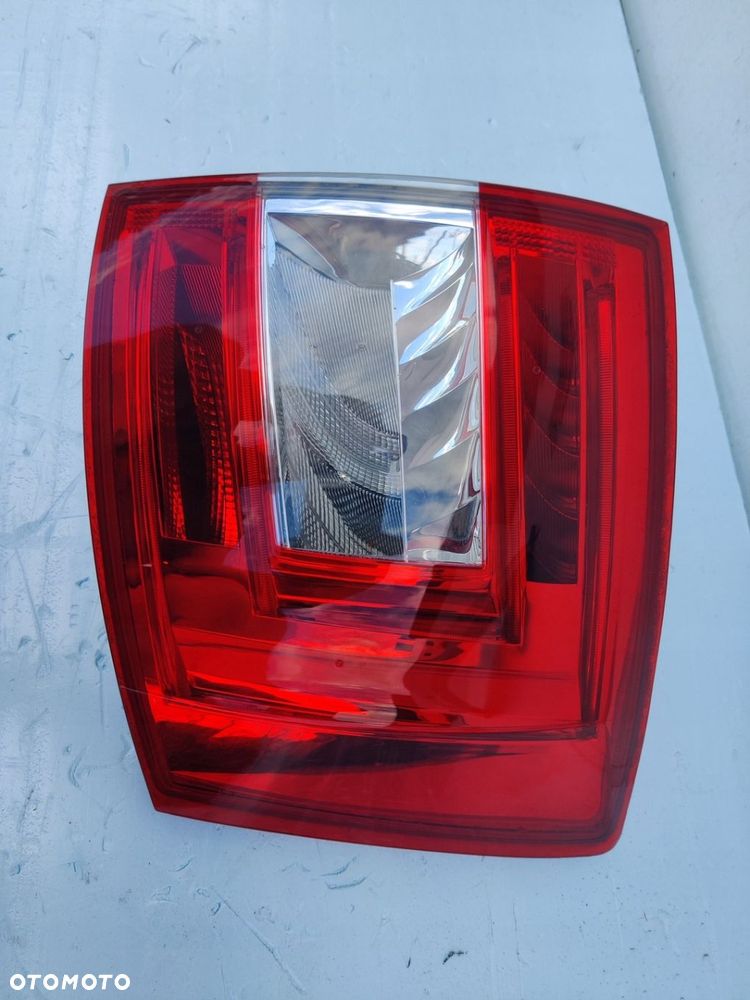 SKODA OCTAVIA III 3 KOMBI LIFT LAMPA PRAWA TYŁ TYLNA LED 5E9945096B - 2