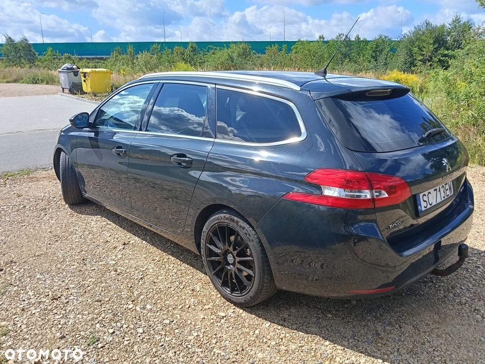 Peugeot 308 BlueHDi FAP 120 Stop&Start Winter Edition - 4