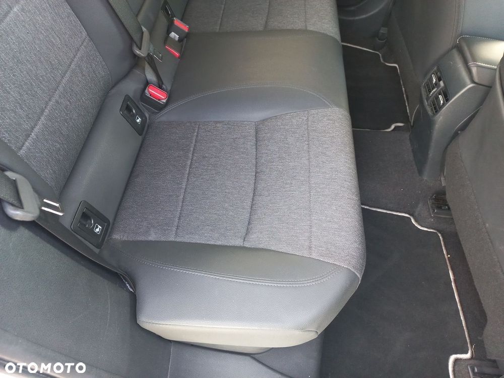 Toyota Corolla 1.8 Hybrid Style - 13