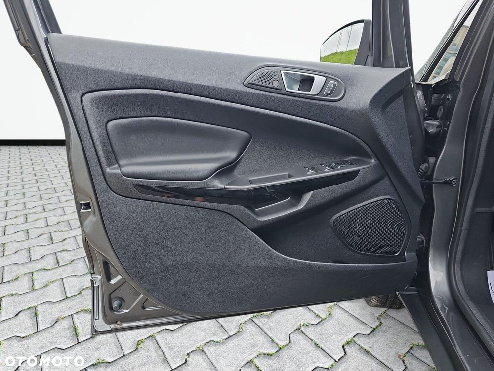 Ford EcoSport - 18