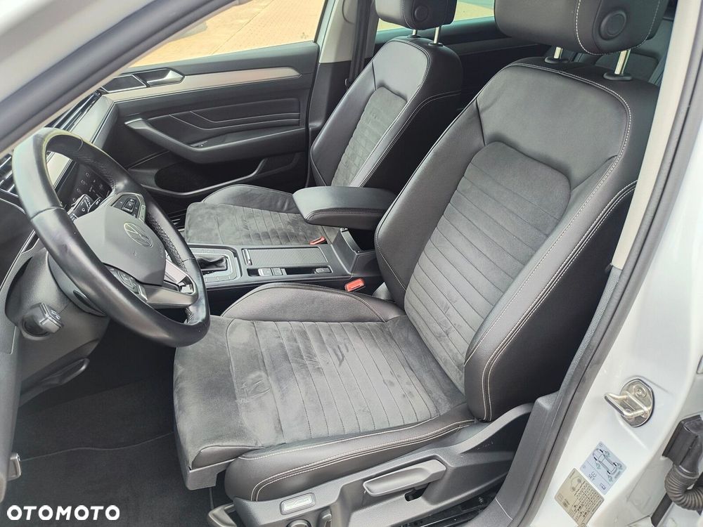 Volkswagen Passat - 13
