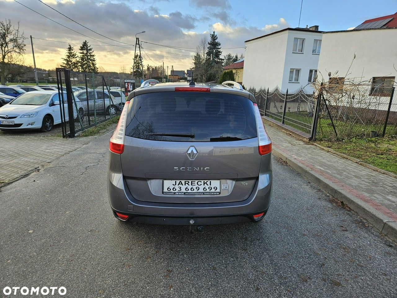 Renault Grand Scenic - 5