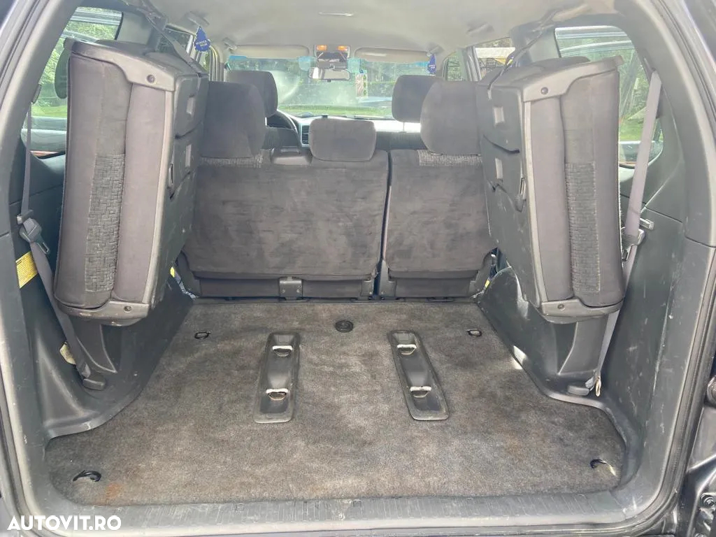 Toyota Land Cruiser - 3