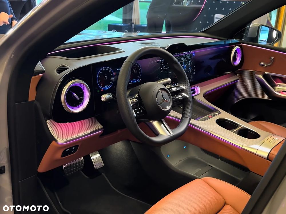 Mercedes-Benz GLC - 23