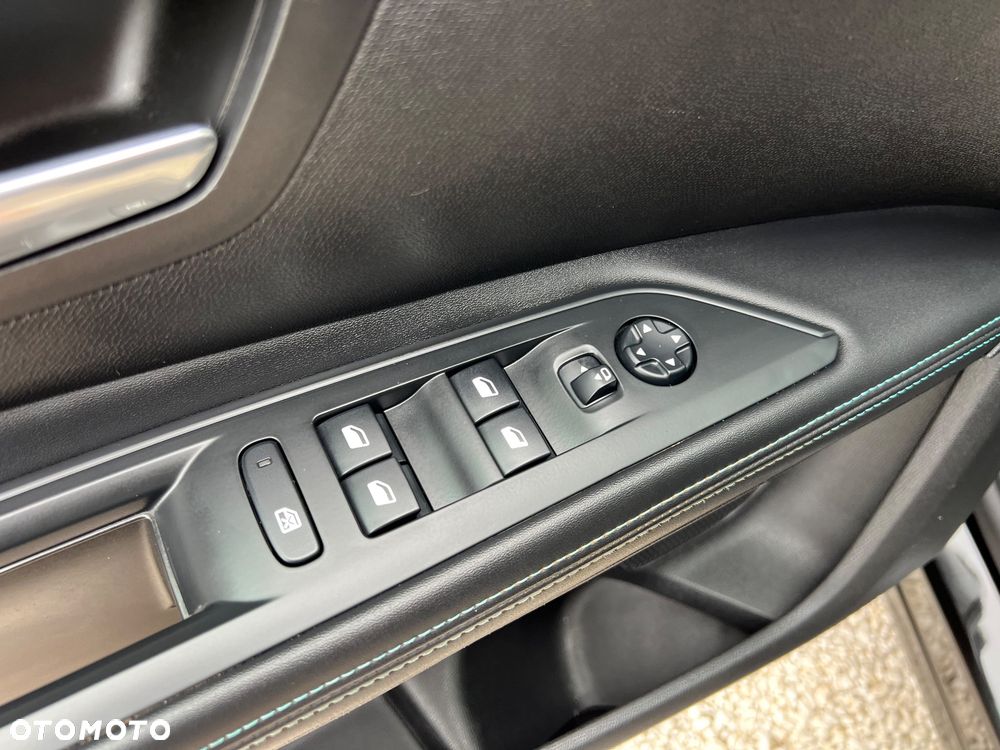 Peugeot 5008 BlueHDi 130 EAT8 Allure - 20