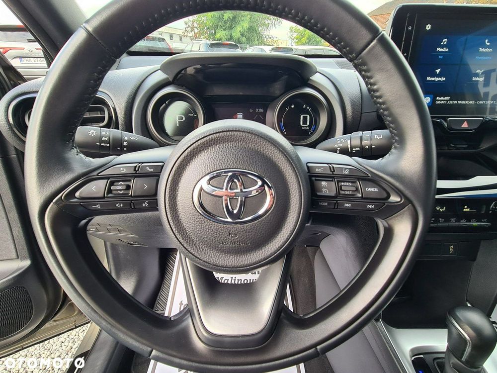 Toyota Yaris Cross Hybrid 1.5 VVT-i - 19