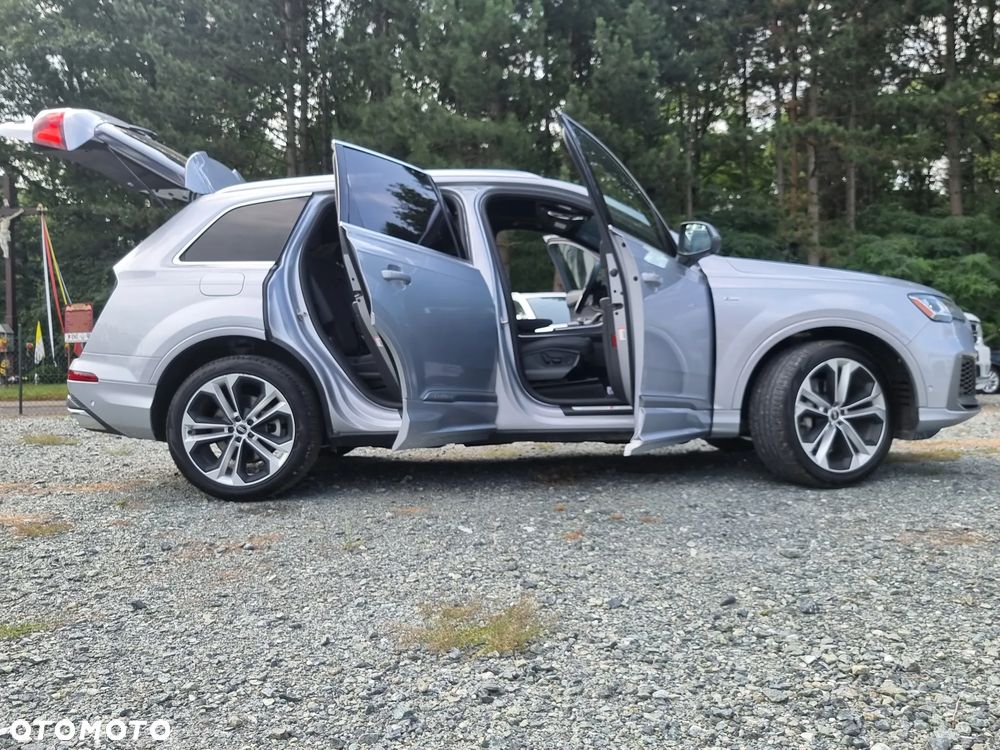 Audi Q7 55 TFSI quattro tiptronic S line - 35