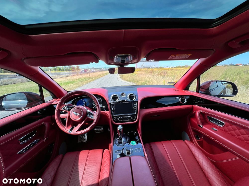 Bentley Bentayga - 10