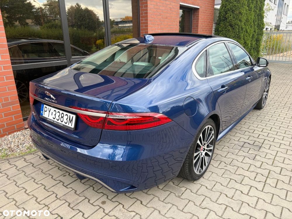 Jaguar XF 2.0 P300 AWD R-Dynamic S - 3