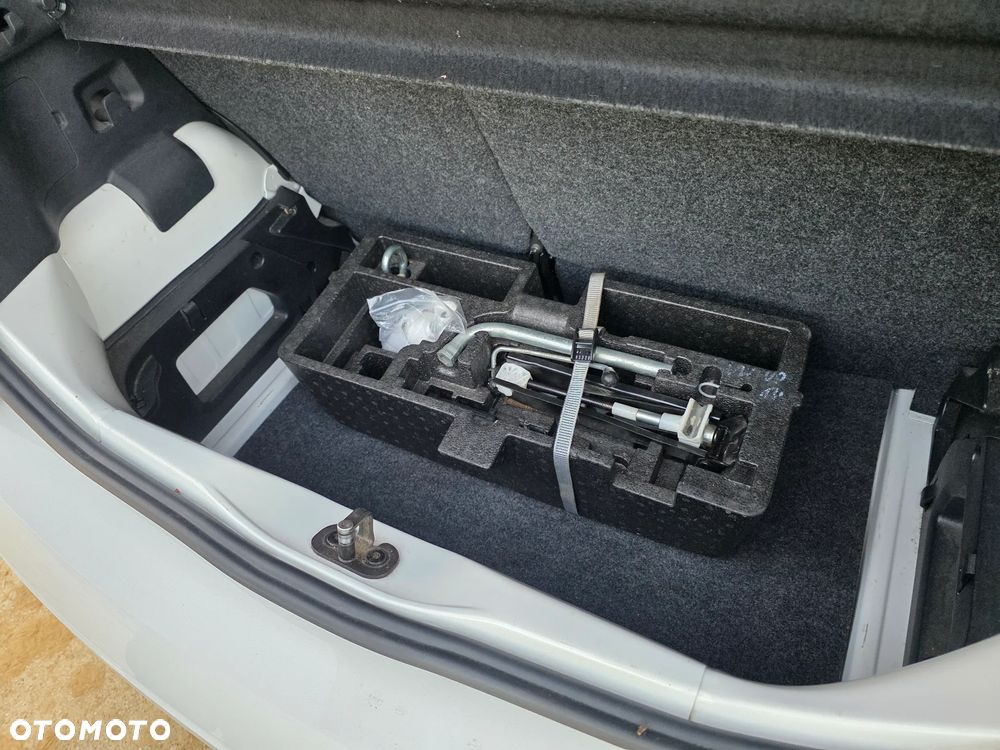 Volkswagen up! - 6