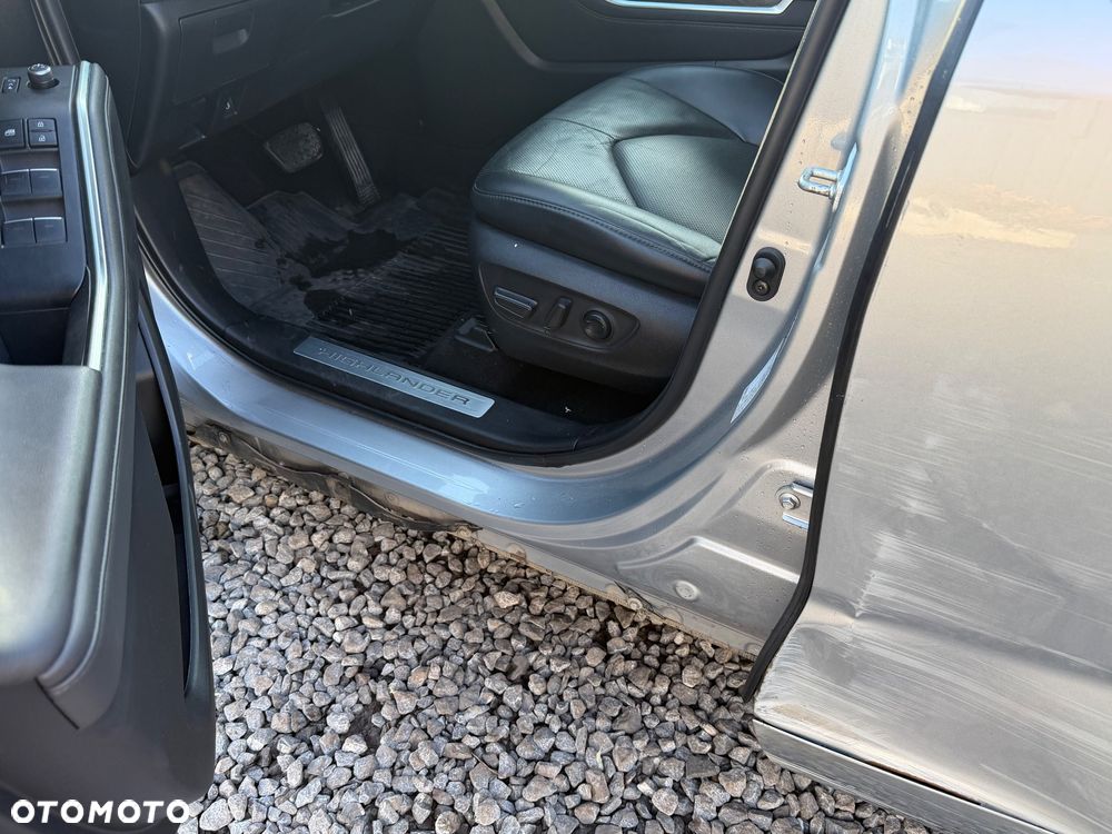 Toyota Highlander 2.5 Hybrid Prestige - 14