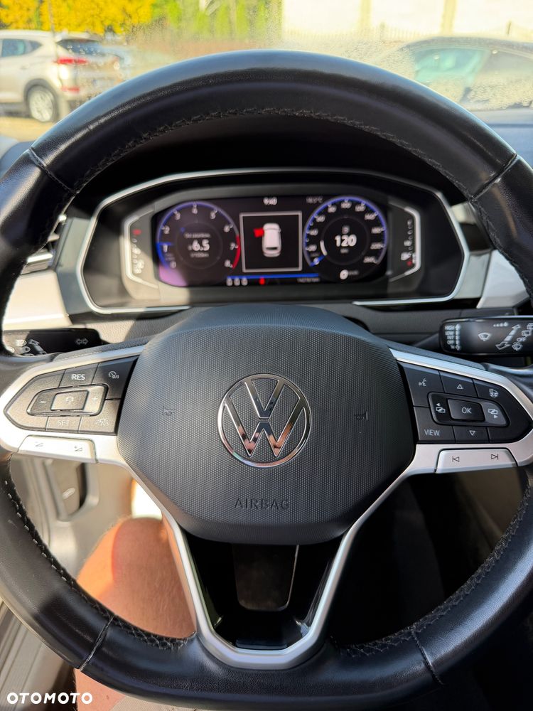 Volkswagen Passat 1.5 TSI EVO Elegance - 10