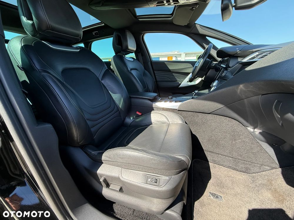 Citroën DS5 Hybrid4 EGS6 SportChic - 36