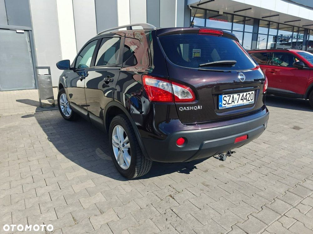 Nissan Qashqai - 4