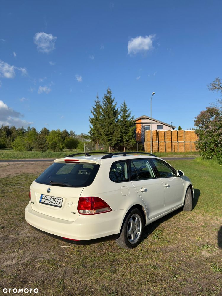 Volkswagen Golf - 4