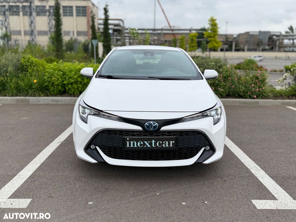 TOYOTA Corolla 2021 — imagine 2