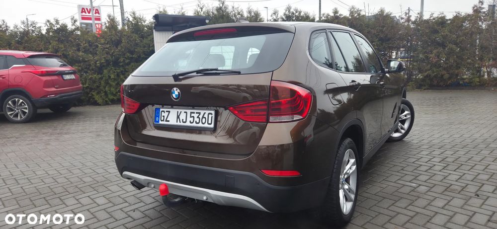 BMW X1 xDrive20d xLine - 13