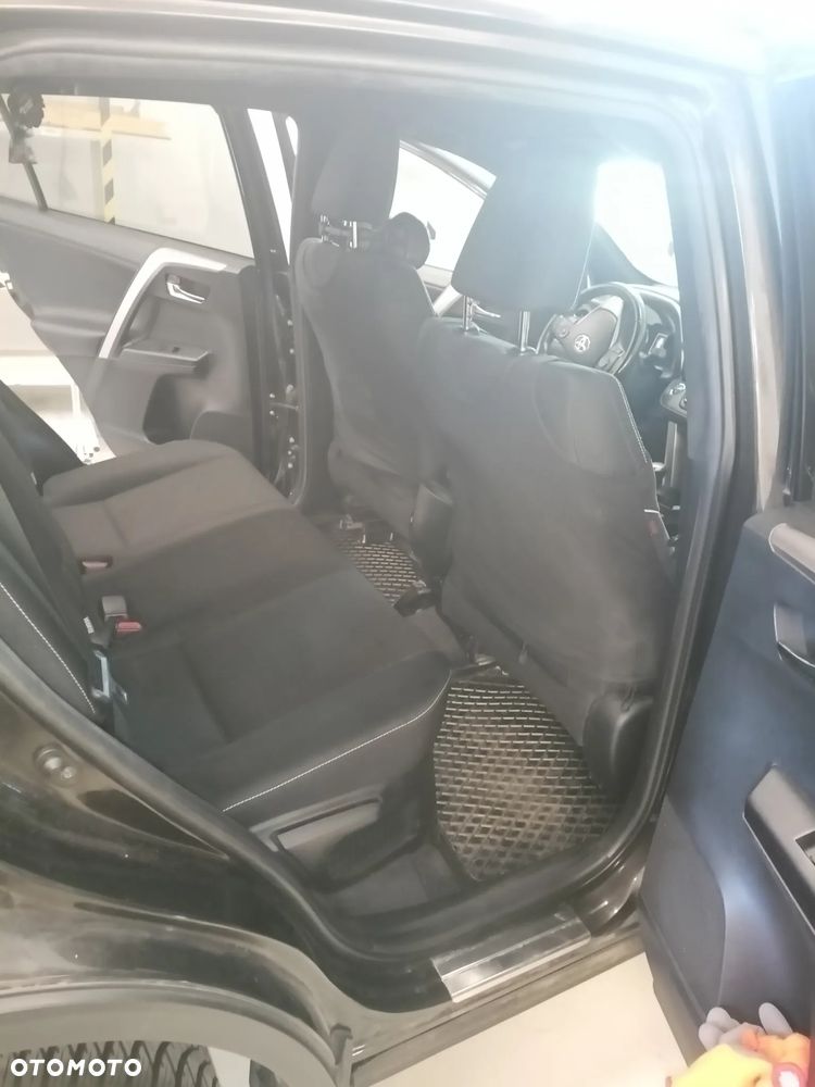 Toyota RAV4 Hybrid Platinum 4x4 - 7