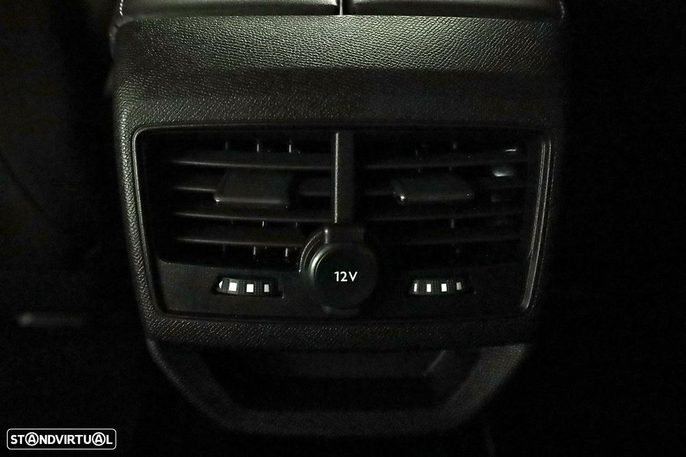 Peugeot 3008 1.2 Hybrid Allure Pack e-DCS6 - 21
