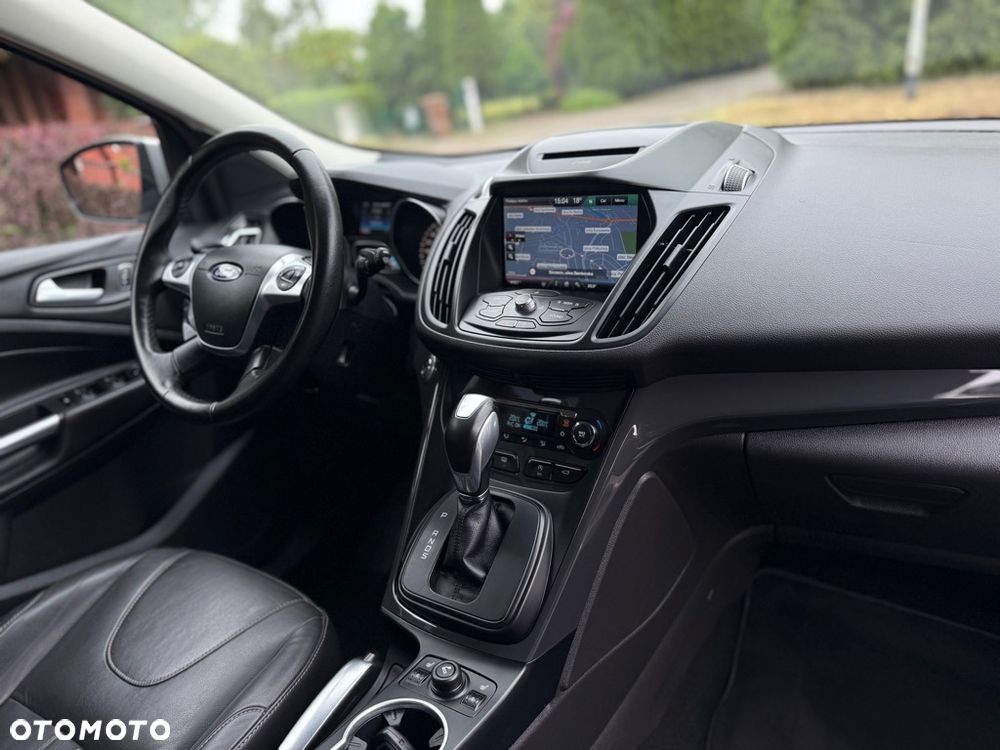 Ford Kuga 2.0 TDCi 4x4 Titanium - 31