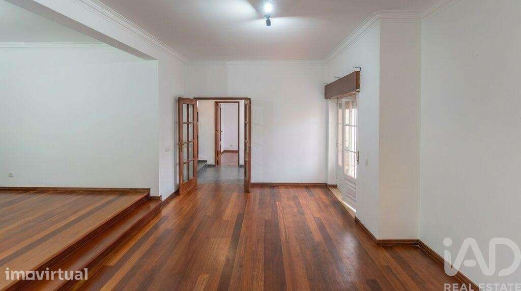 Moradia isolada T4 em Palmela de 158 m2 - Grande imagem: 3/26