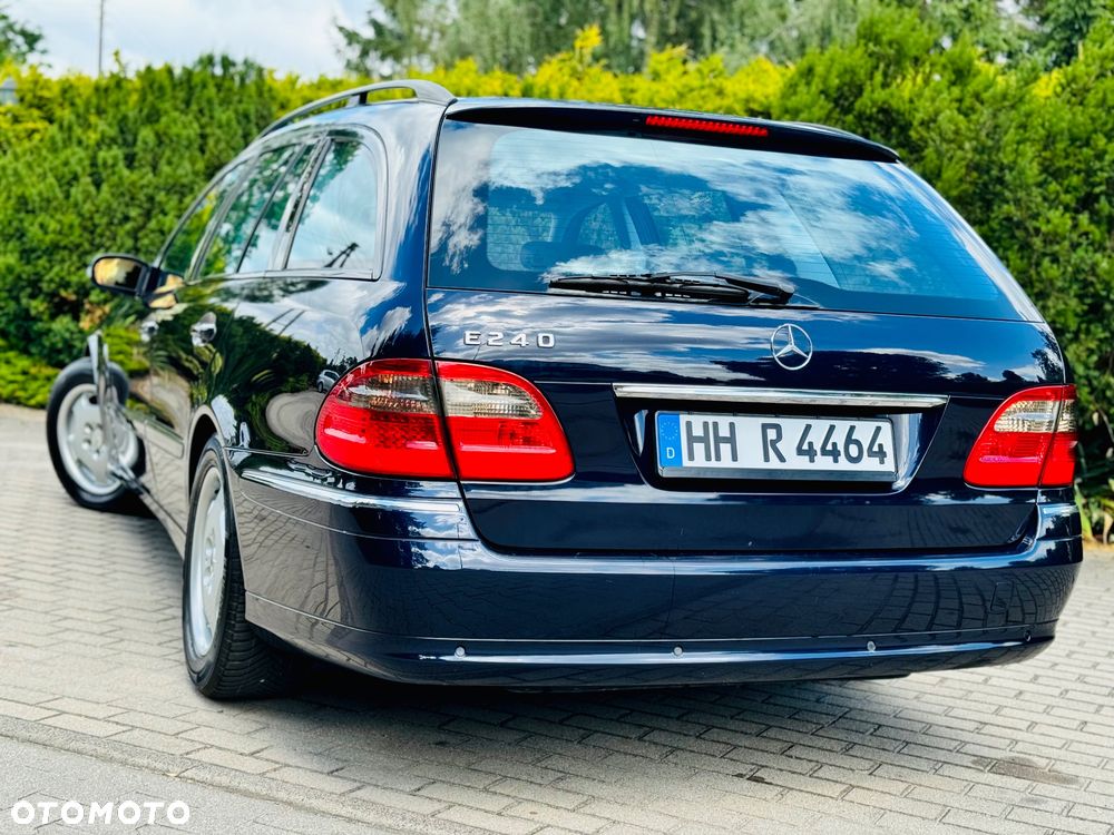 Mercedes-Benz Klasa E 240 4Matic Avantgarde - 18