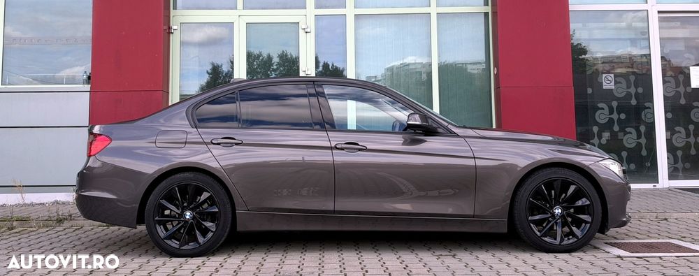 BMW Seria 3 - 24
