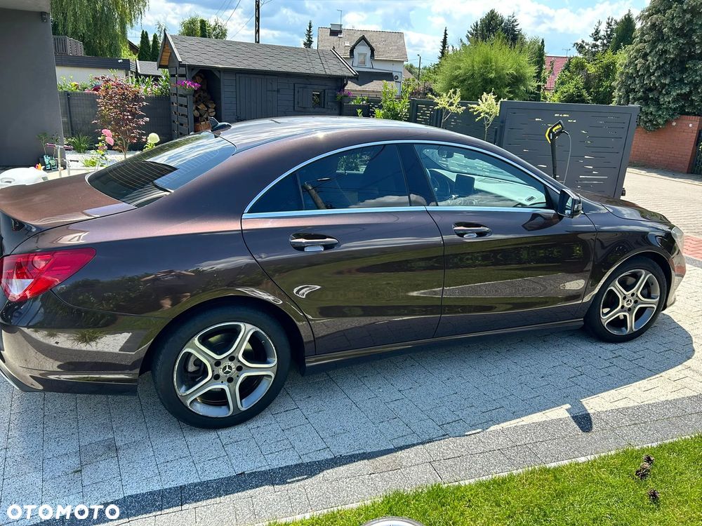 Mercedes-Benz CLA 250 7G-DCT - 7