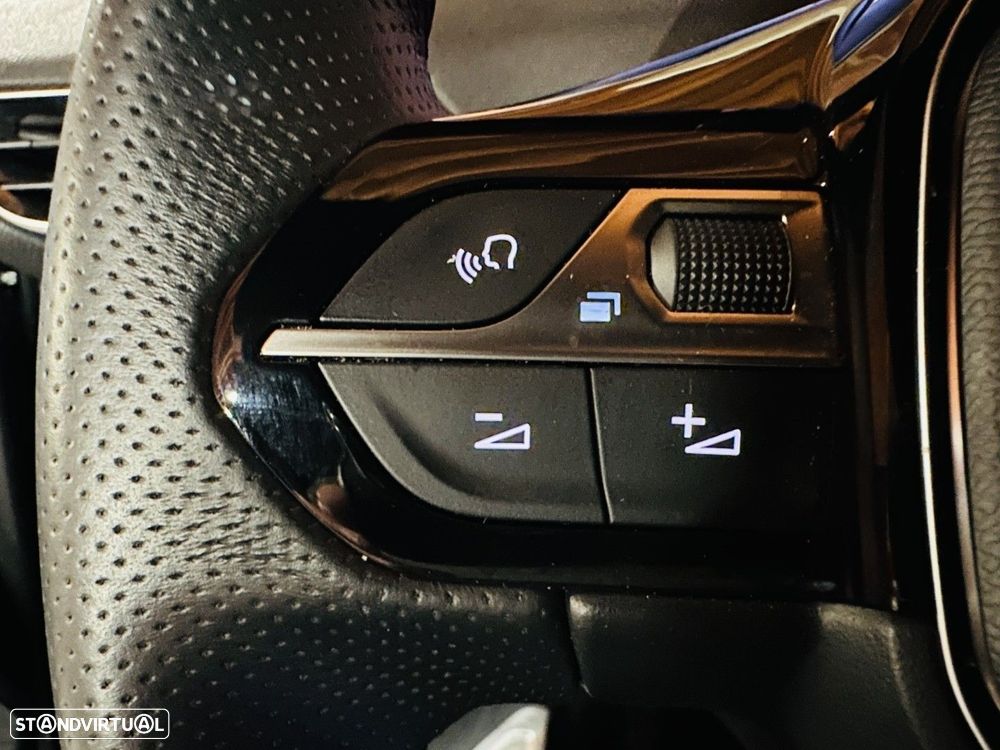 Peugeot 3008 1.2 PureTech GT Line Grip Control - 18