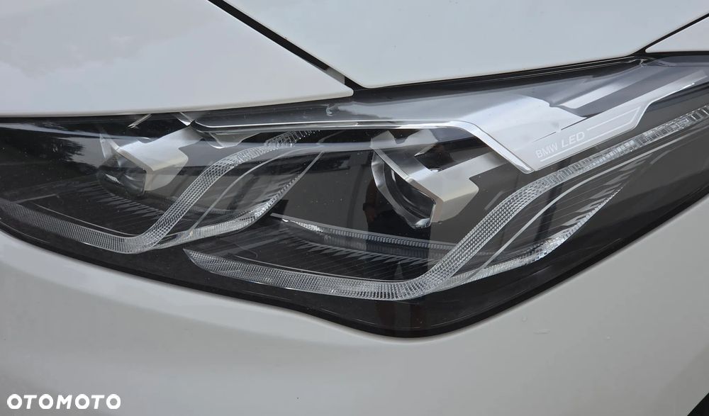 BMW Seria 2 - 33