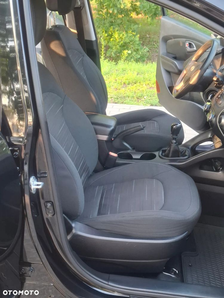 Hyundai ix35 1.6 2WD blue Comfort - 16