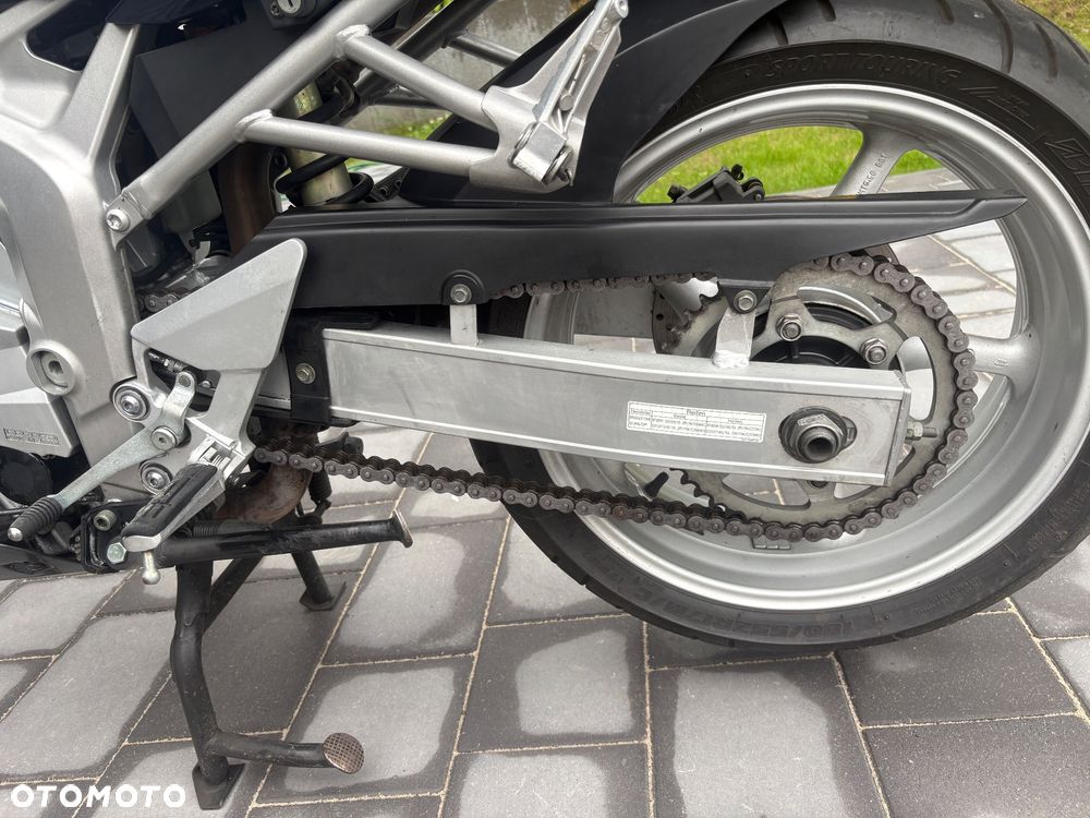 Yamaha FZ6 - 12
