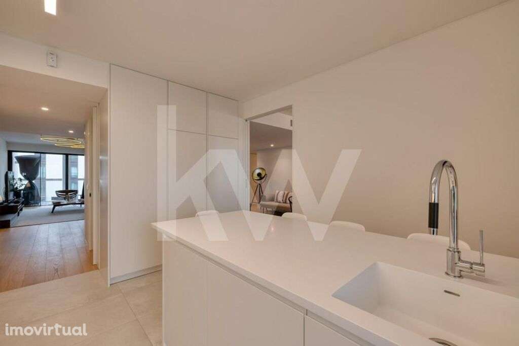 Viva o Luxo e Conforto no Coração de Benfica - T4 em Condomínio Exclus - Grande imagem: 4/60