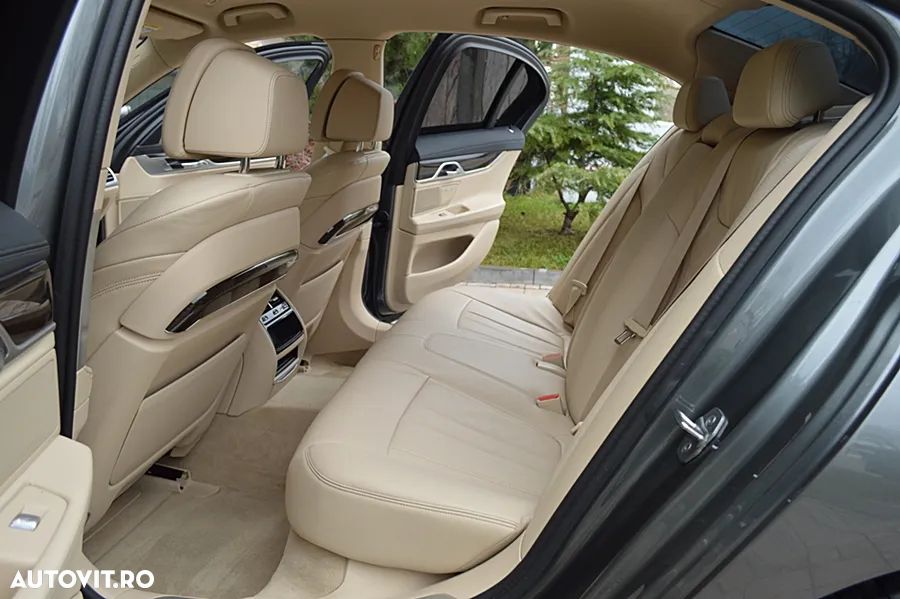 BMW Seria 7 730d xDrive - 6