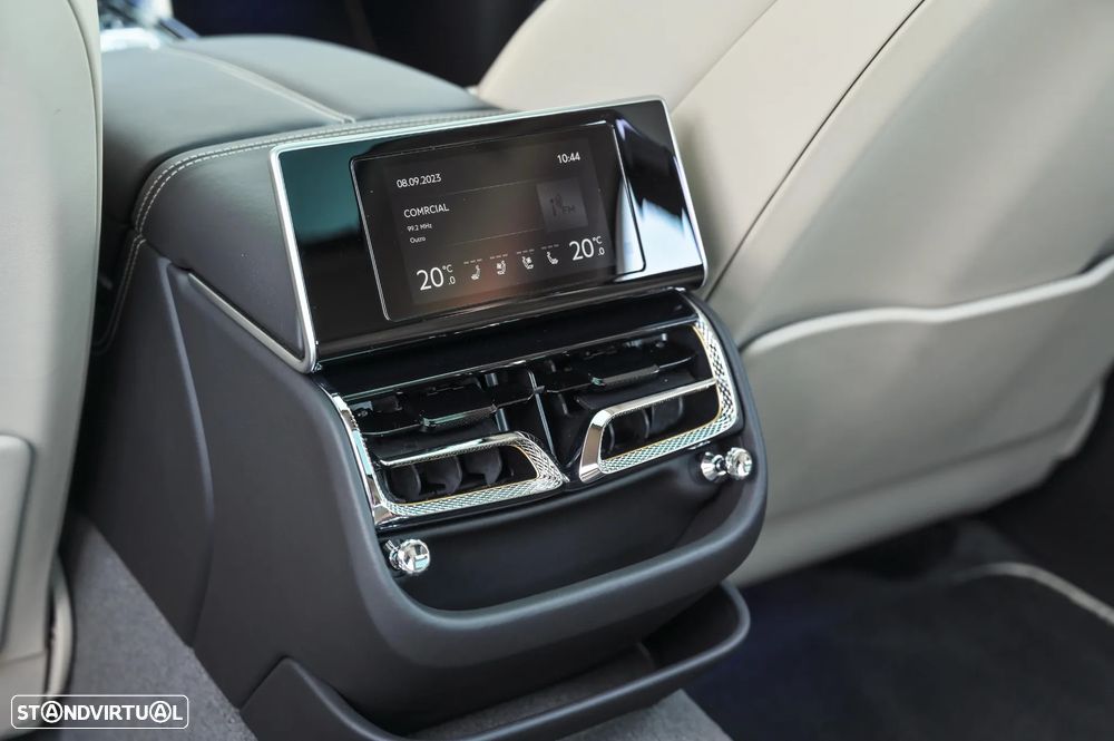 Bentley Flying Spur W12 - 21