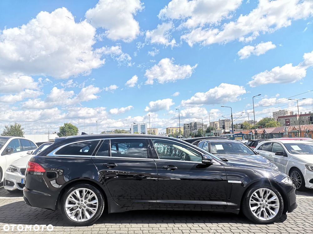 Jaguar XF 2.2 D Premium Luxury - 5