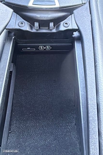 Mercedes-Benz E 220 d Avantgarde - 13