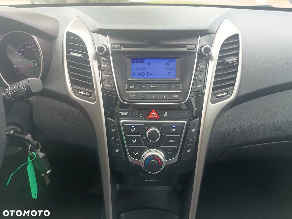 Hyundai i30 1.6 Style - 14