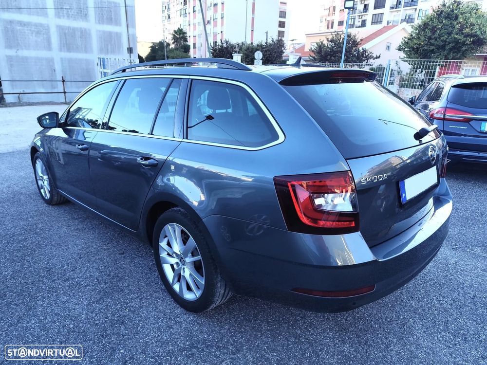 Skoda Octavia Break 1.6 TDi Style - 6