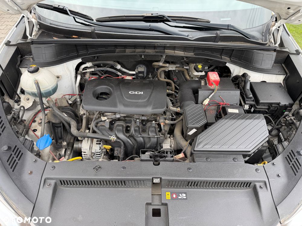 Hyundai Tucson 1.6 GDI BlueDrive Style 2WD - 16