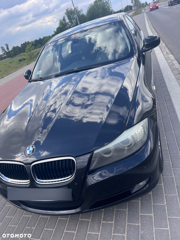 BMW Seria 3 318d - 13
