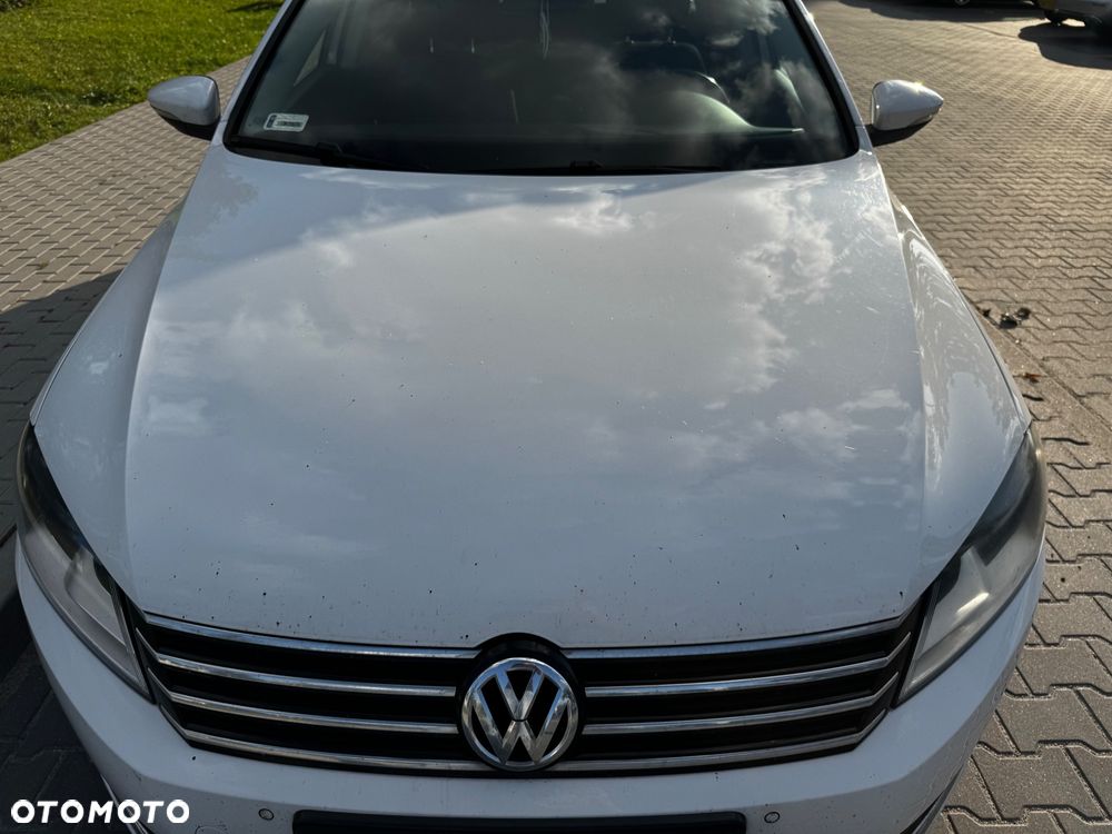 Volkswagen Passat 2.0 TDI DPF Comfortline - 11