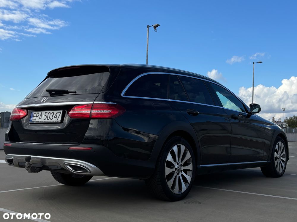 Mercedes-Benz Klasa E 220 d 4-Matic Avantgarde - 36