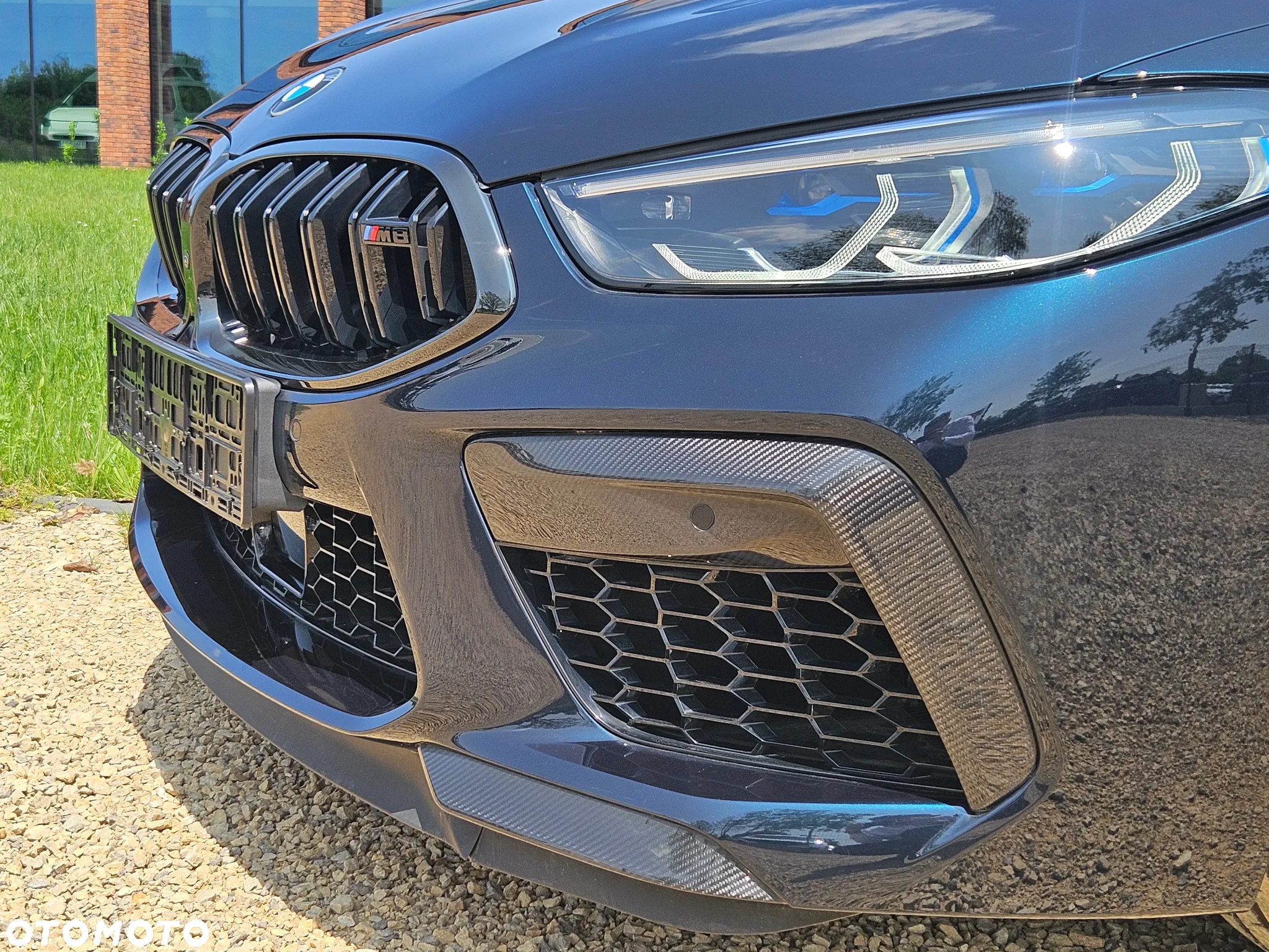 BMW M8 Competition - 5