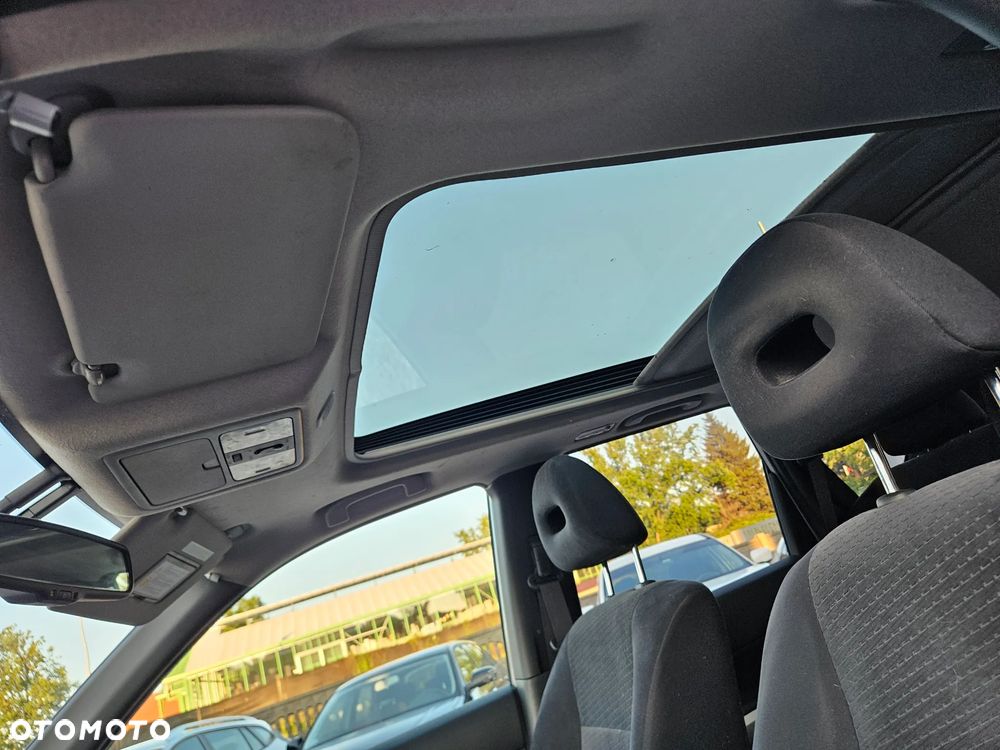 Nissan X-Trail 2.0 dCi SE - 11