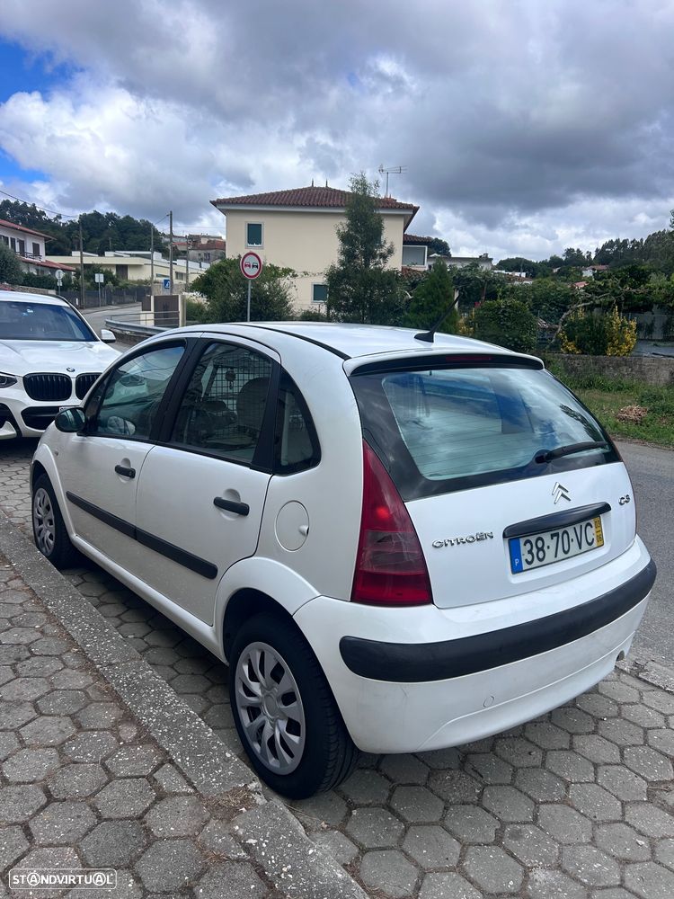 Citroën C3 1.4 HDi SX + - 8