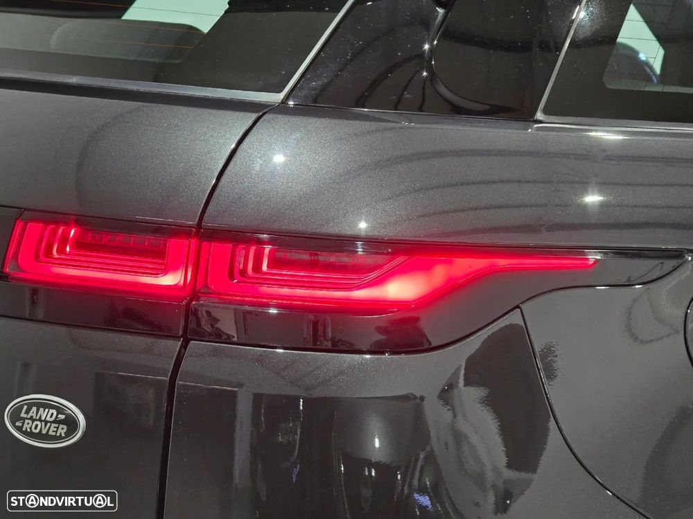 Land Rover Range Rover Evoque 1.5 P300e AWD Auto - 26