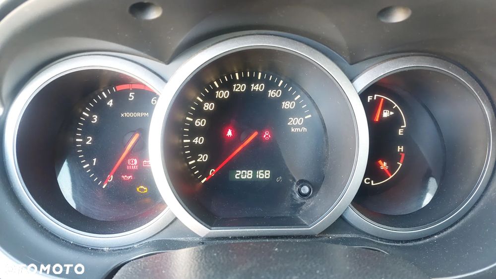 Suzuki Grand Vitara 1.9 DDiS Comfort DPF Limited - 10